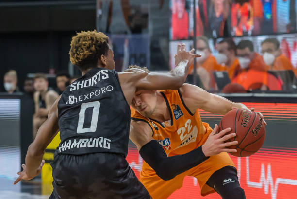 我可以帮你 我可以帮你