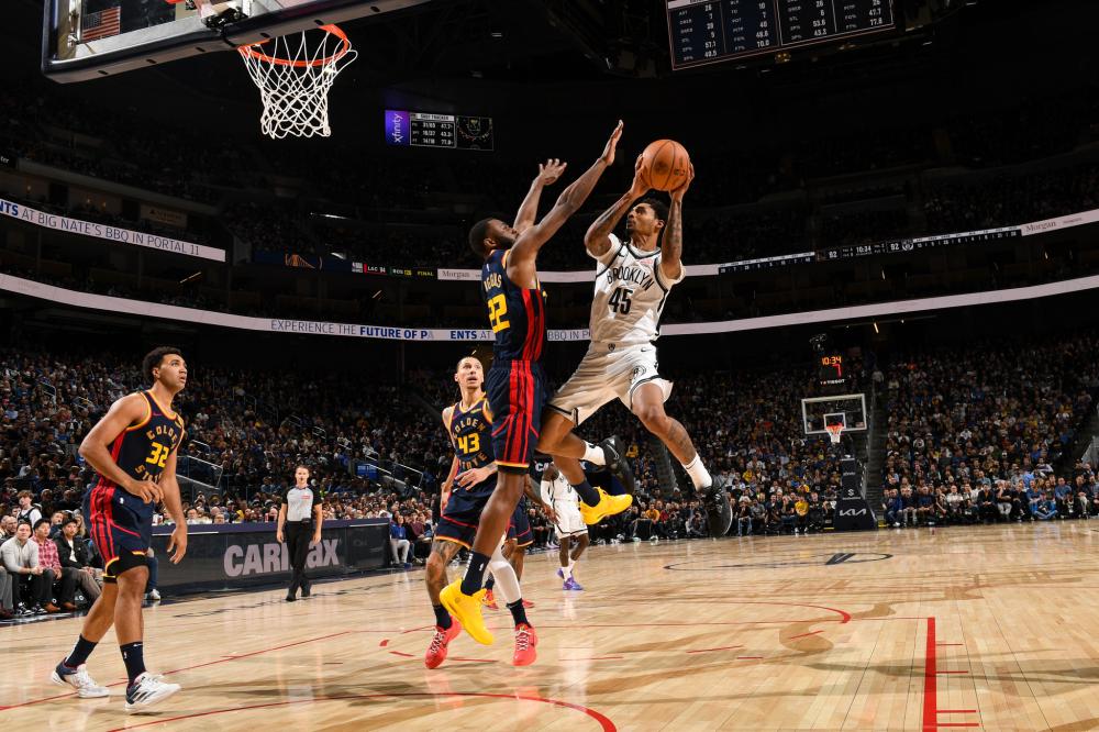 蒙斯在对抗 蒙斯在对抗