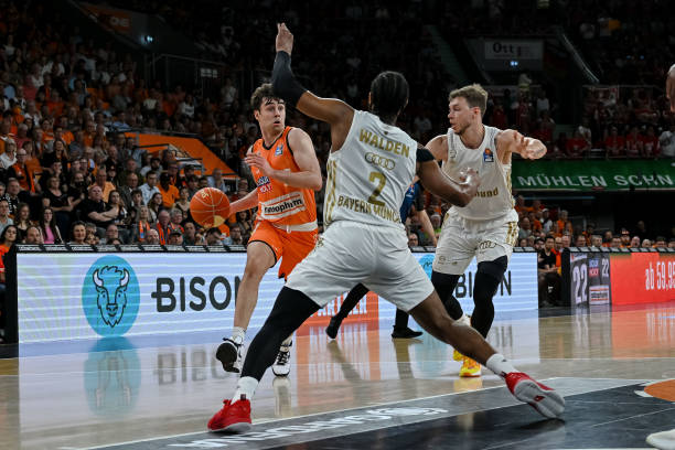 这一决定震 这一决定震