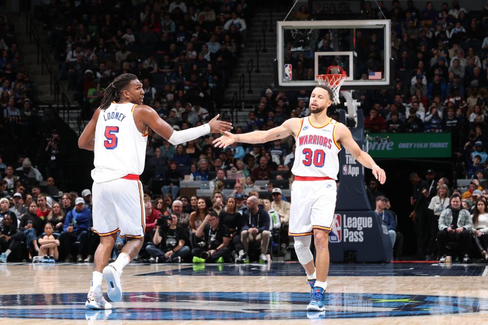 马奎尔的两 马奎尔的两